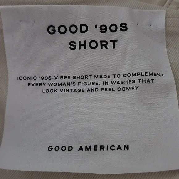 Good American 90s Women's Size 15 Shorts With Frayed Cuff NWT - Picture 7 of 7